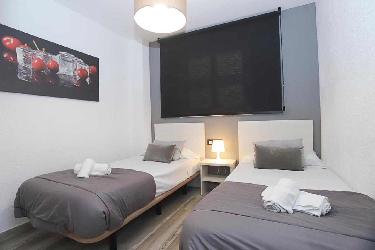 Apartamento Differentflats Llum Salou Exterior foto